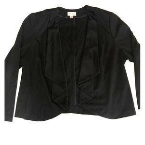 Women’s pleated blazer
